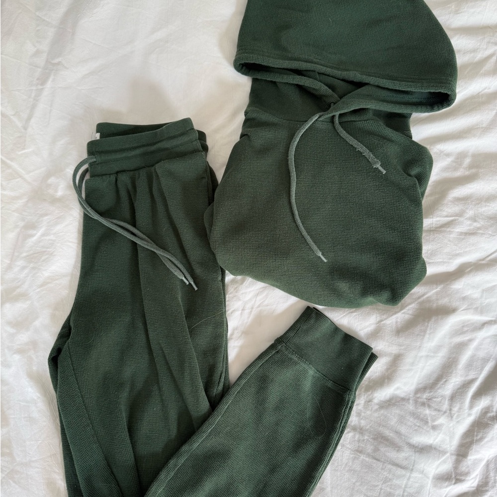 Sunday best green sweat set